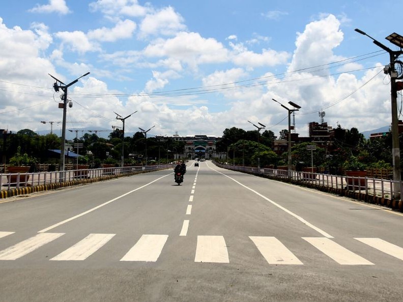 पुरै सुुनसान बन्यो काठमाडौँ उपत्यका